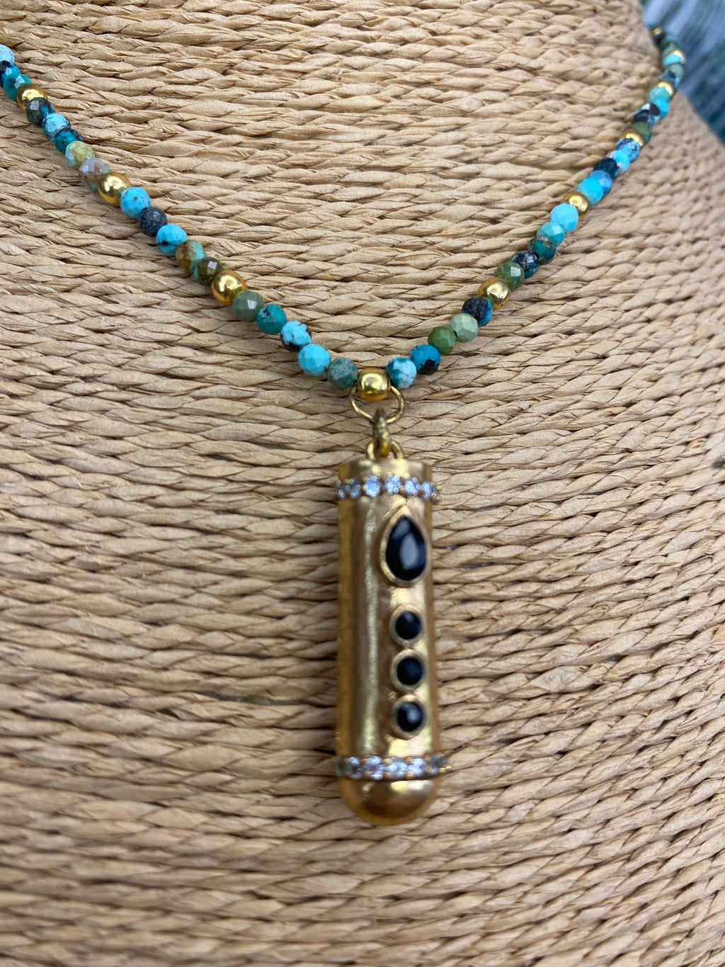 KARMA – Collier Talisman Onyx & Turquoise Fait Main