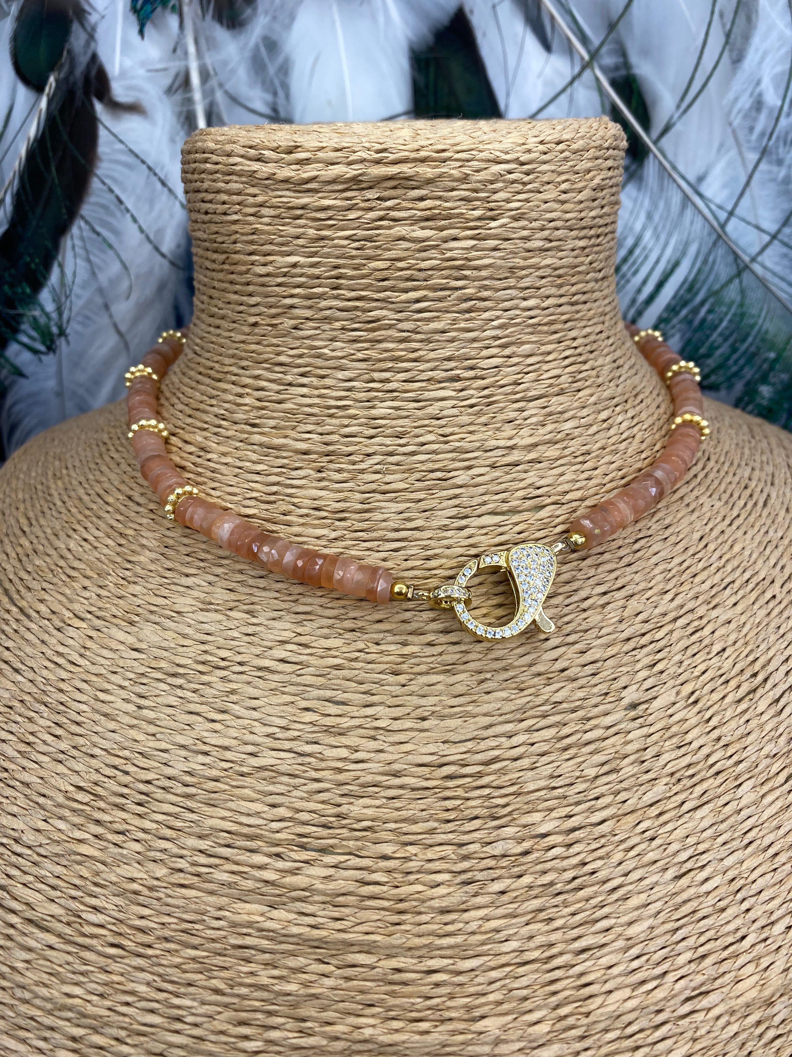 Collier Spirit - Pierre de Lune orange de Madagascar
