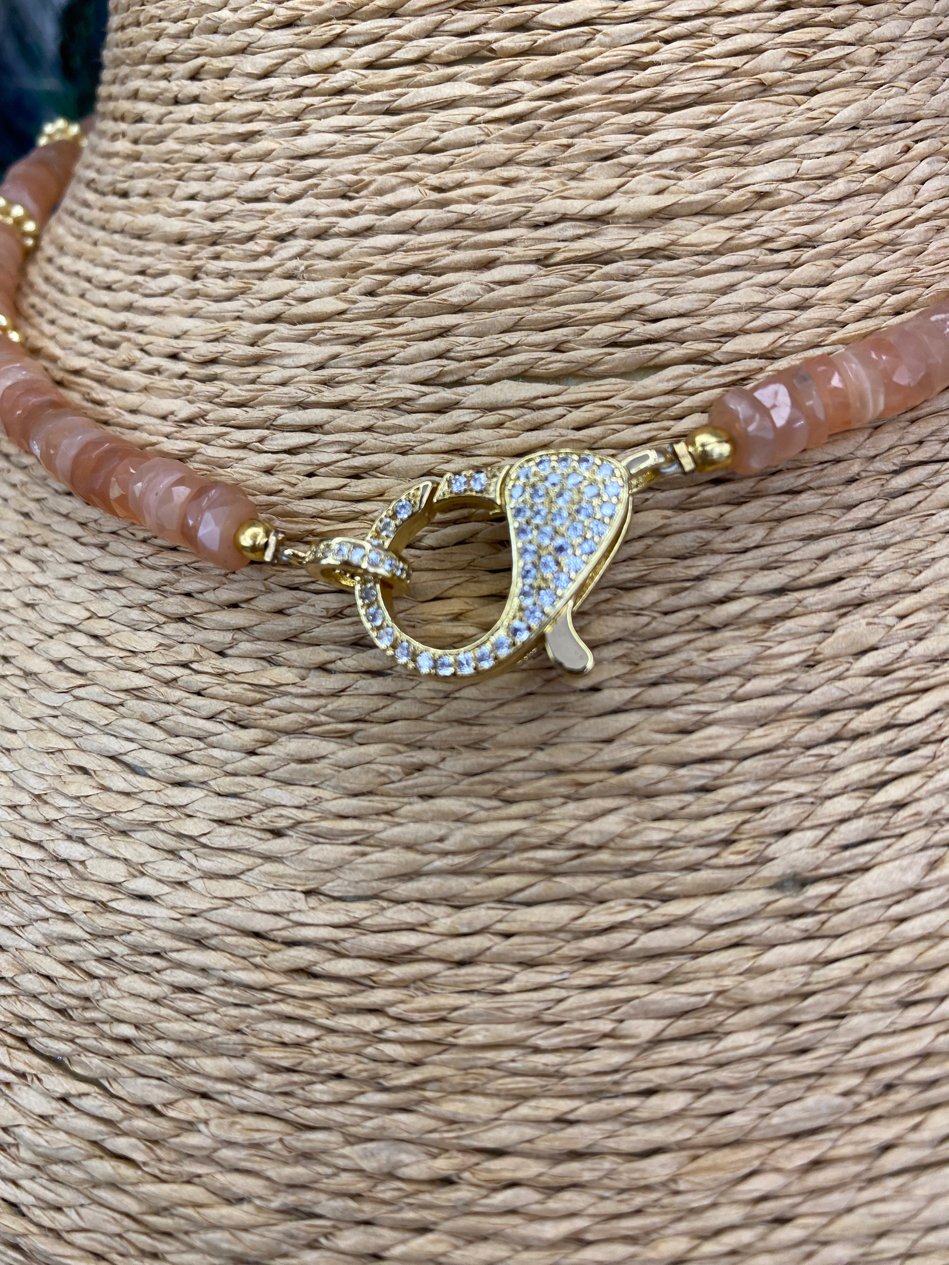 Collier Spirit - Pierre de Lune orange de Madagascar