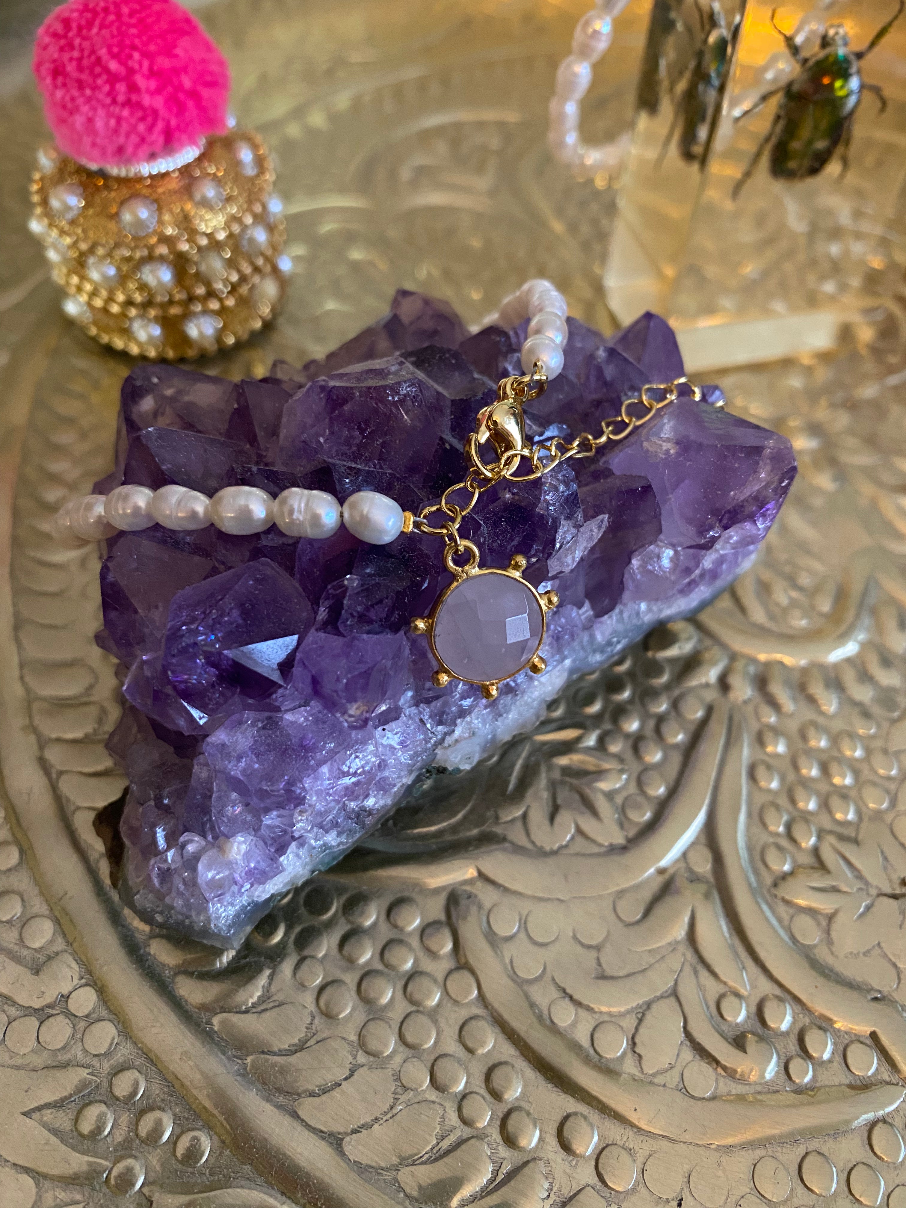 MON SOLEIL - Bracelet Perles d'Eau Douce & Charm Pierre de Lune Fait Main